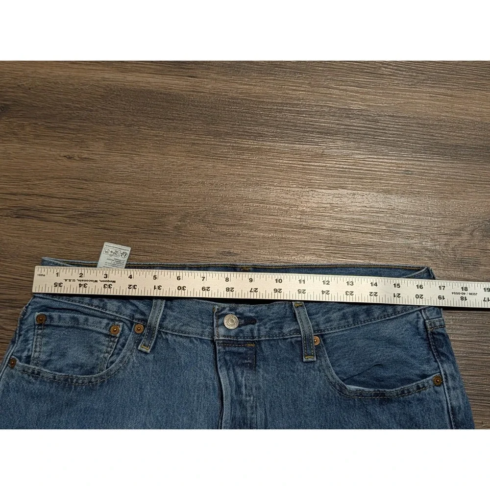 Levis 501 Original Fit Mens Jeans W34 L36 Medium Wash Blue Denim